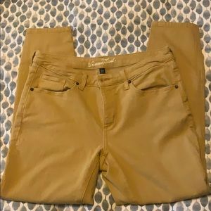 Size 14 skinny jeans, mustard color